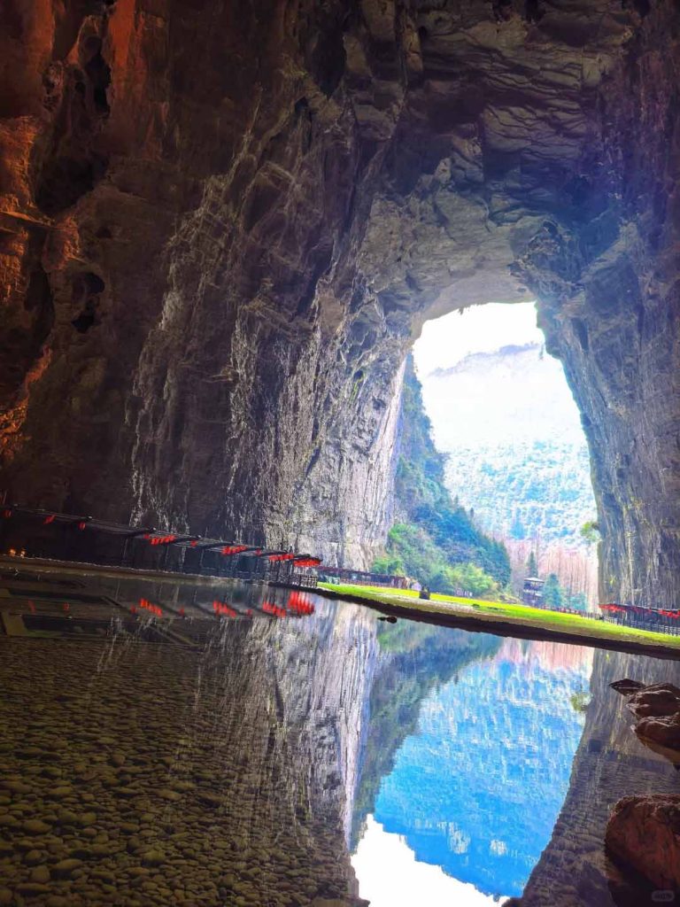 腾龙洞风景区