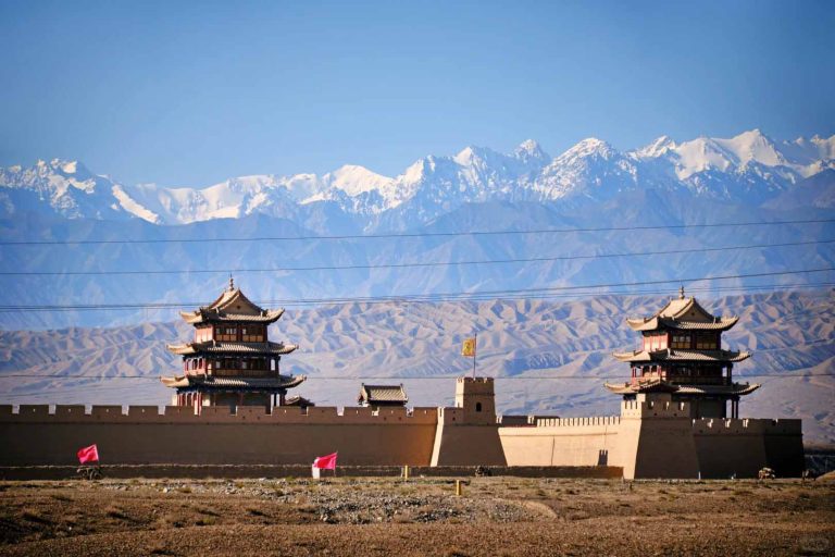 嘉峪关