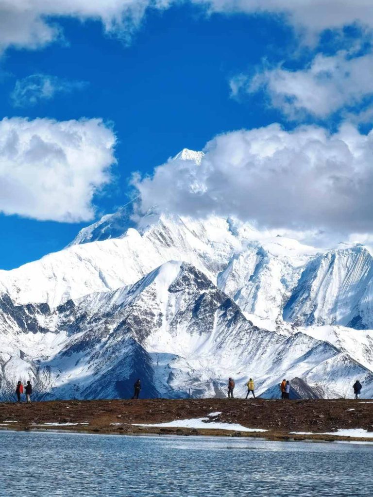 贡嘎雪山