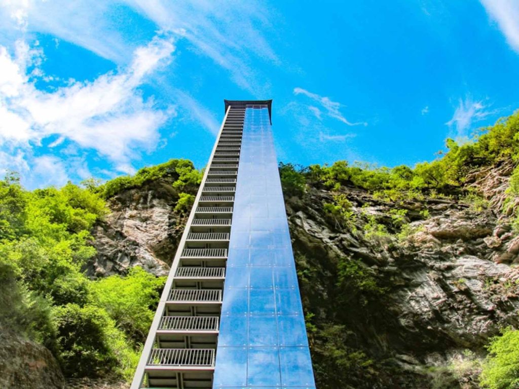 恩施地心谷景区