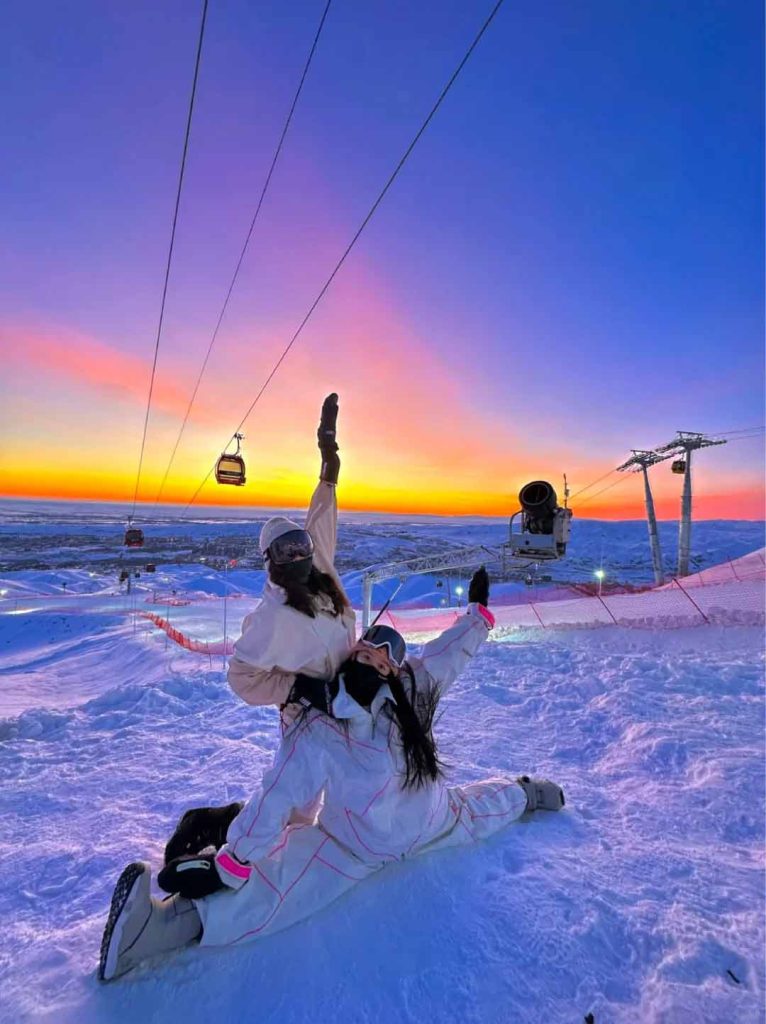 阿勒泰将军山滑雪