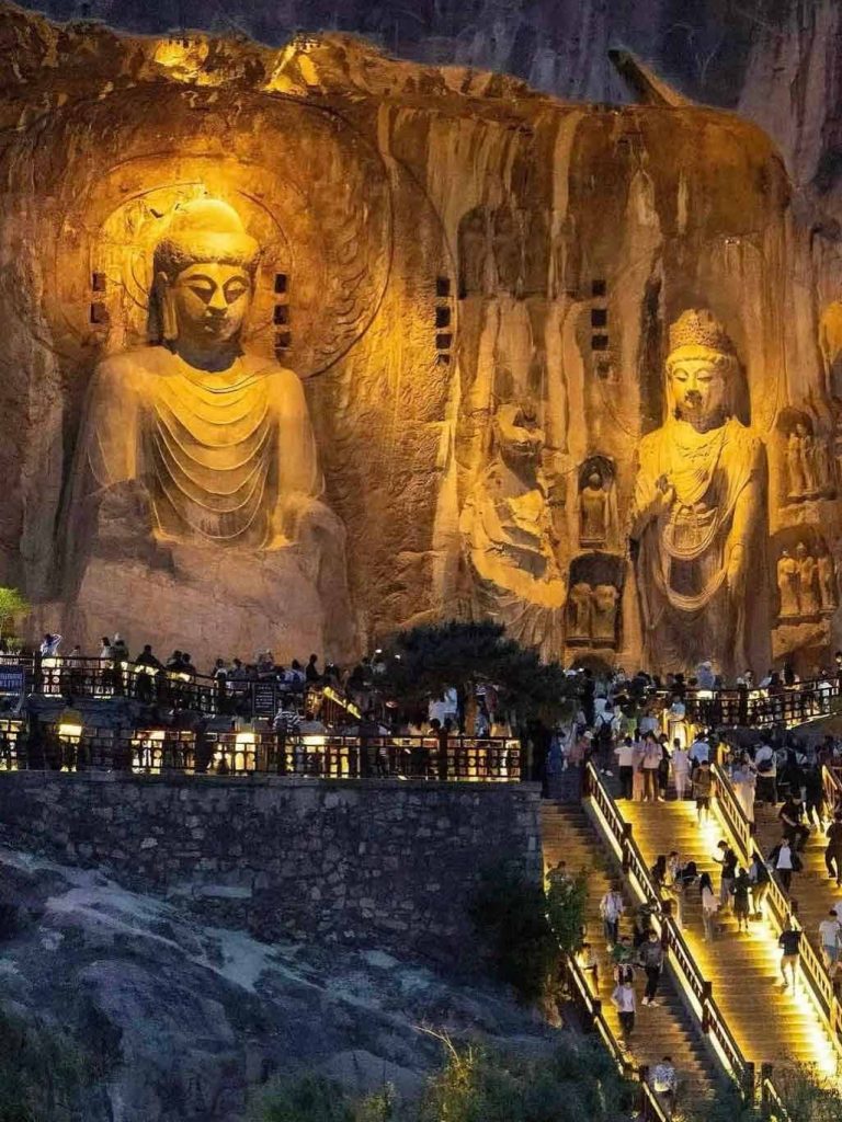 龙门石窟