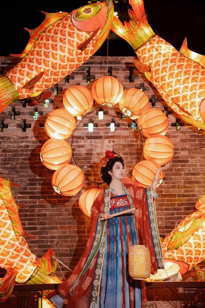 洛阳洛邑古城汉服