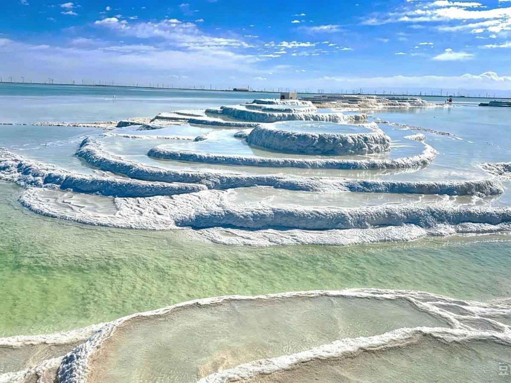 冬天的察尔汗盐湖